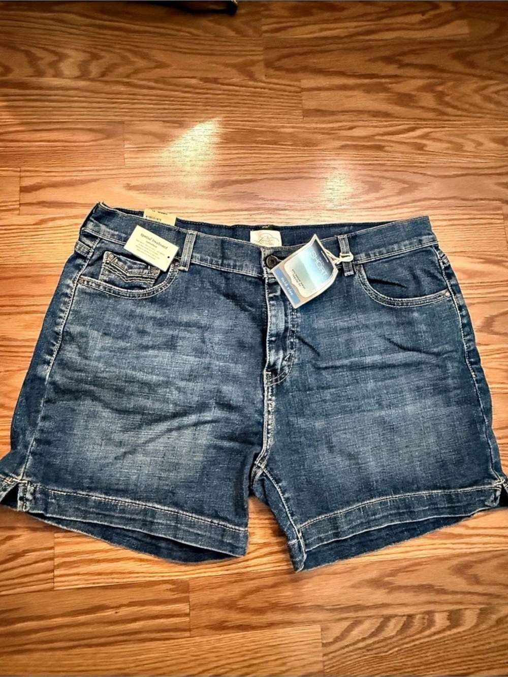 Levi's 514 Boot Cut Jeans in Blue Waist 14 NWT